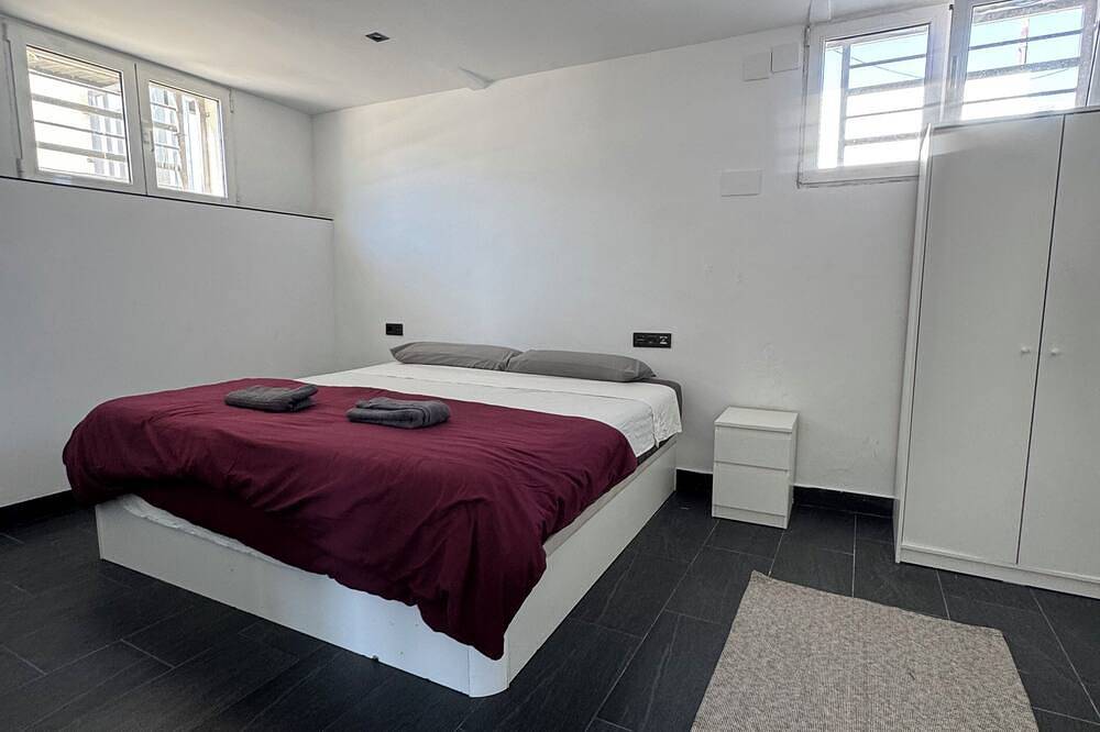 Relájate en Villa Baena: piscina, jacuzzi y total privacidad in Villa de Otura, Provincia de Granada