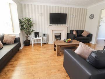 Cottage for 8 People in Prestatyn, Denbighshire, Photo 3