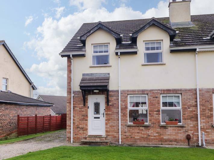 Holiday home for 6 people, with garden in Portrush