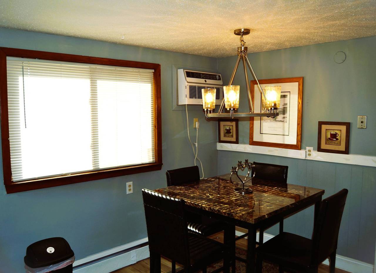 Ganze Wohnung, Red 3 – Ein entzückendes und gemütliches Apartment mit zwei Schlafzimmern in Grand Forks, Grand Forks County