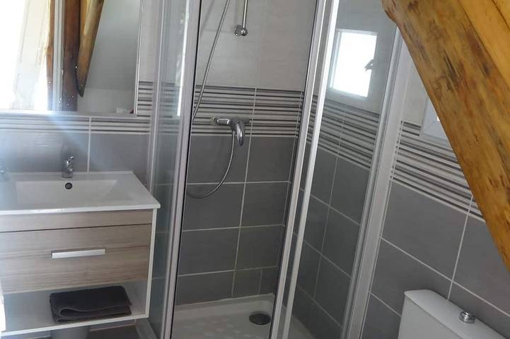 Gîte pour 4 personnes, avec terrasse et jardin dans Saint-André-Capcèze - 3