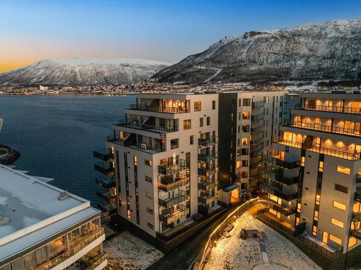 Ferienwohnung für 6 Personen, mit Seeblick und Terrasse sowie Ausblick in Tromsø - 3