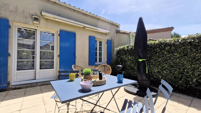 Location de vacances pour 4 personnes, avec terrasse dans Plage De L Arneche Meschers Sur Gironde - 2