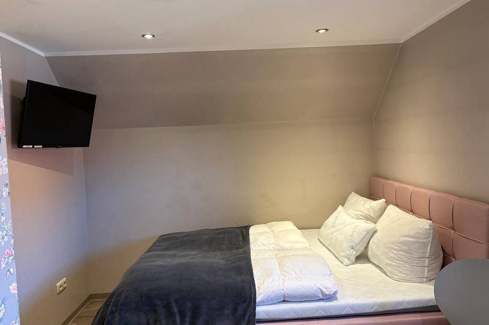 Ganze Wohnung, Tolle Ferienwohnung Burghaus 3  für bis zu 2 Personen in Grimersum, Krummhörn