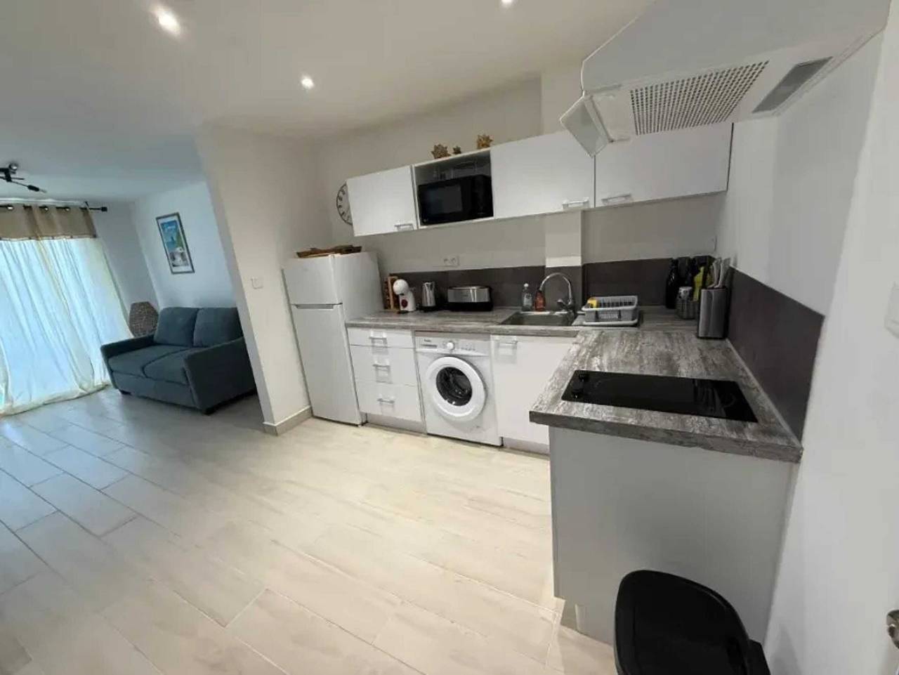 Appartement entier, Appartement accueillant au Diamant, 30 m², piscine partagée in Le Diamant, Martinique