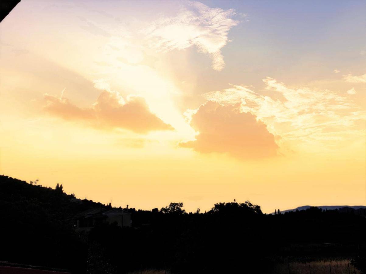 Relax like the Old Days in Καστανιά (Κέρκυρα), Κέρκυρα