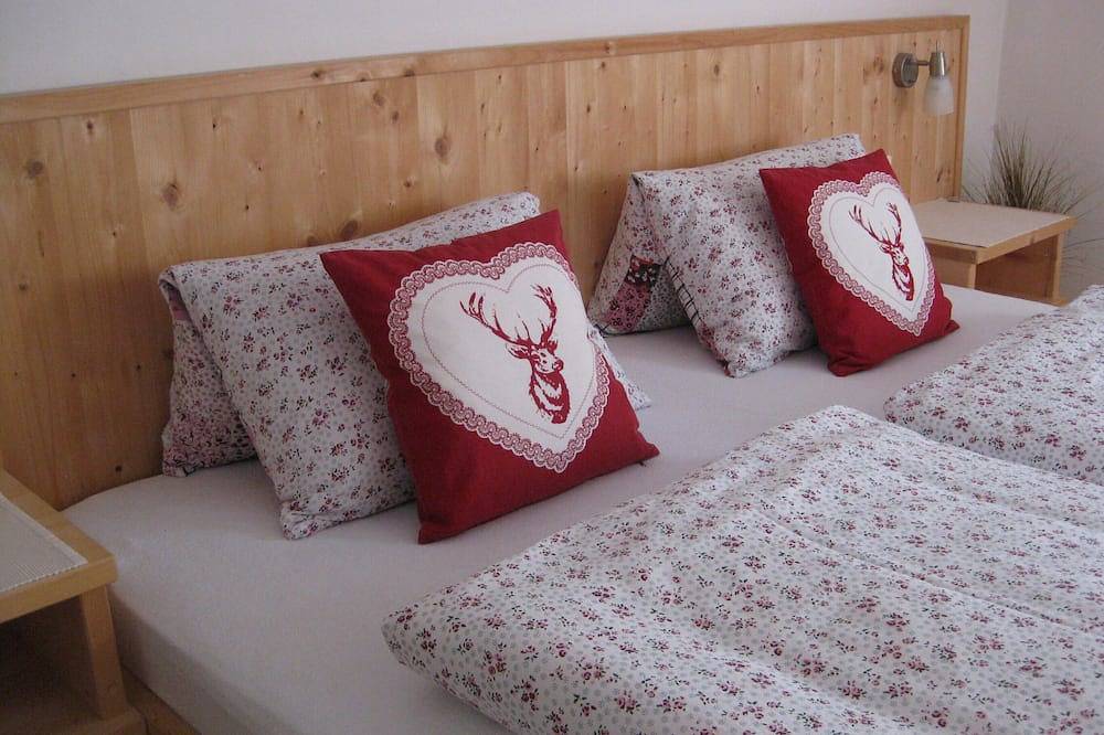 Ganze Wohnung, Apart Kopp - 1 Fewo 2 - 4 Pers.- Kinderfreundlich - Zentrumsnähe - Garten in Tuxer Alpen, Ried im Zillertal