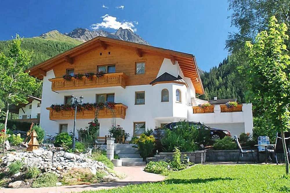 Ganze Wohnung, Ferienwohnung Stark in Pettneu, Pettneu am Arlberg