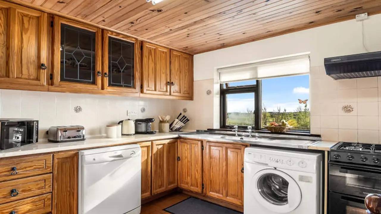 Ganze Ferienwohnung, Ferienwohnung für 6 Personen (118 m²) in Doon Hill in Bunowen ED, Connemara