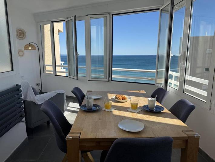 Apartamento para 4 personas, con Jardín y Piscina en Urbanova