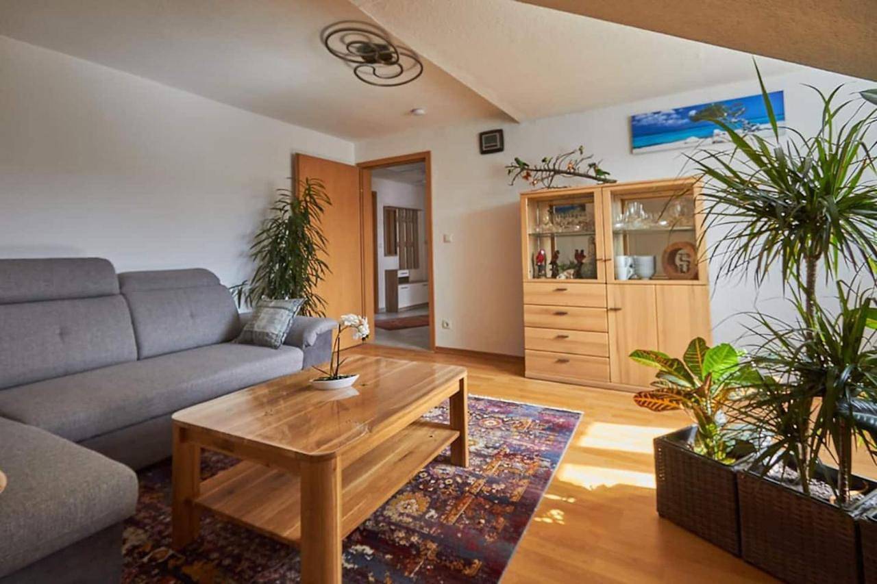 Ganze Wohnung, Ferienwohnung Sonya in Andernach, Osteifel