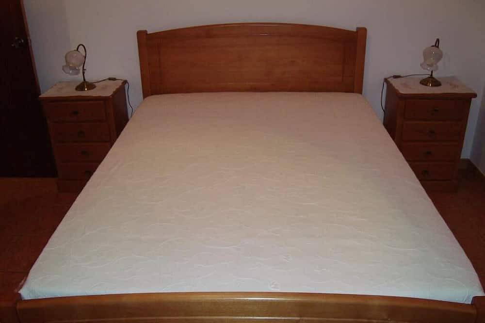 Hollidays Peak Rentals- Berg- und Meerblick in São Roque do Pico, Pico (Azoren)