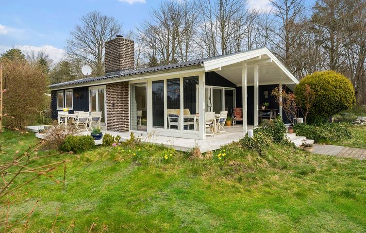 Ferienhaus für 5 Personen, mit Terrasse und Garten in Odder und Umgebung