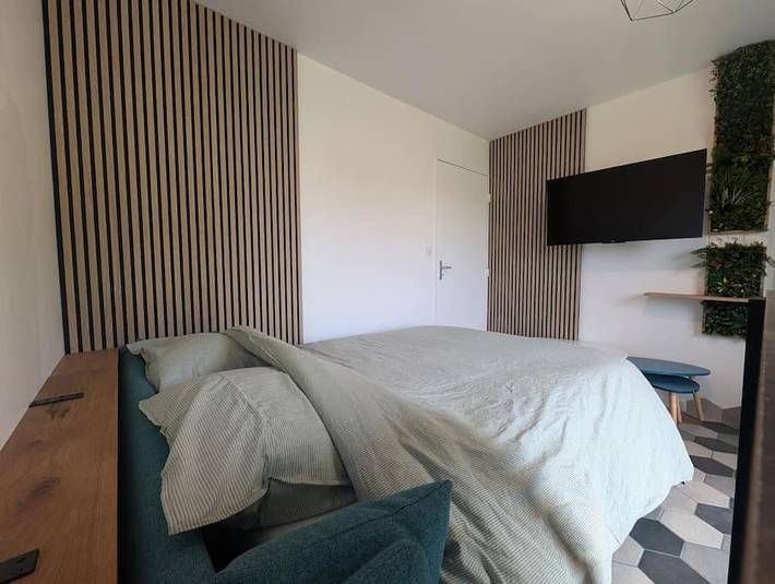 Gîte pour 2 personnes, avec jardin à Neuilly-le-Réal - 3