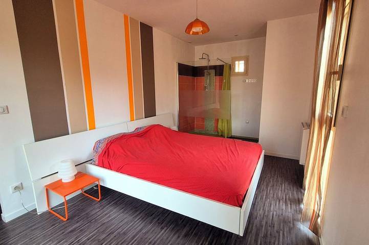 Location de vacances pour 13 personnes, avec jardin à Orliaguet - 2