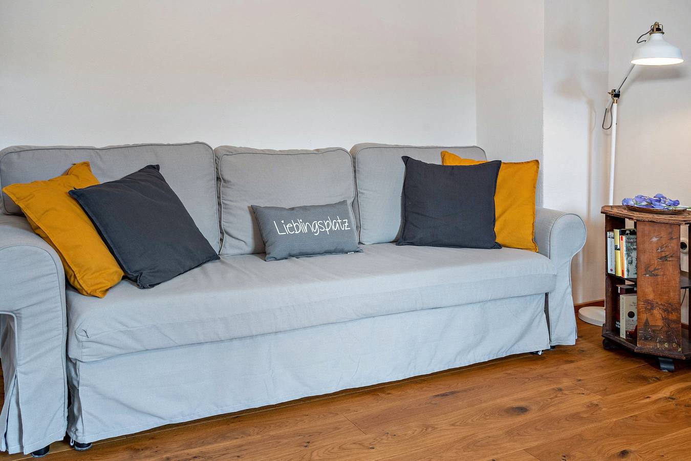 Ganze Wohnung, Ferienwohnung 'Lehrerzimmer' mit Bergblick, Gemeinschaftsterrasse und Wi-Fi in Enzklösterle, Nordschwarzwald