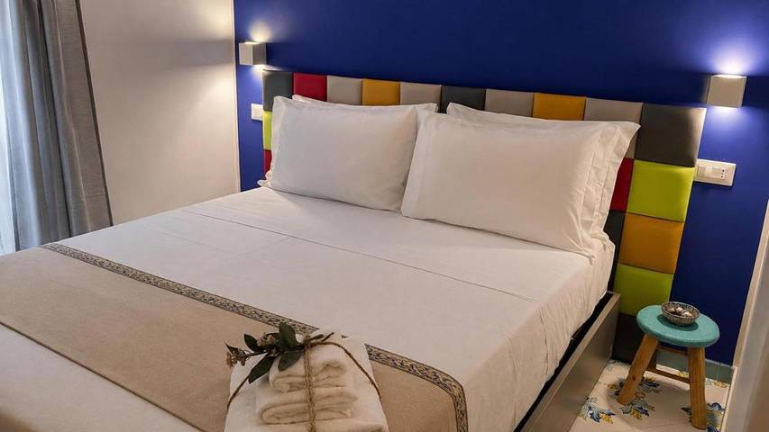 Maison d’hôte pour 4 personnes, avec Balcon et Jacuzzi ainsi que Terrasse et Jardin à Acireale - 2