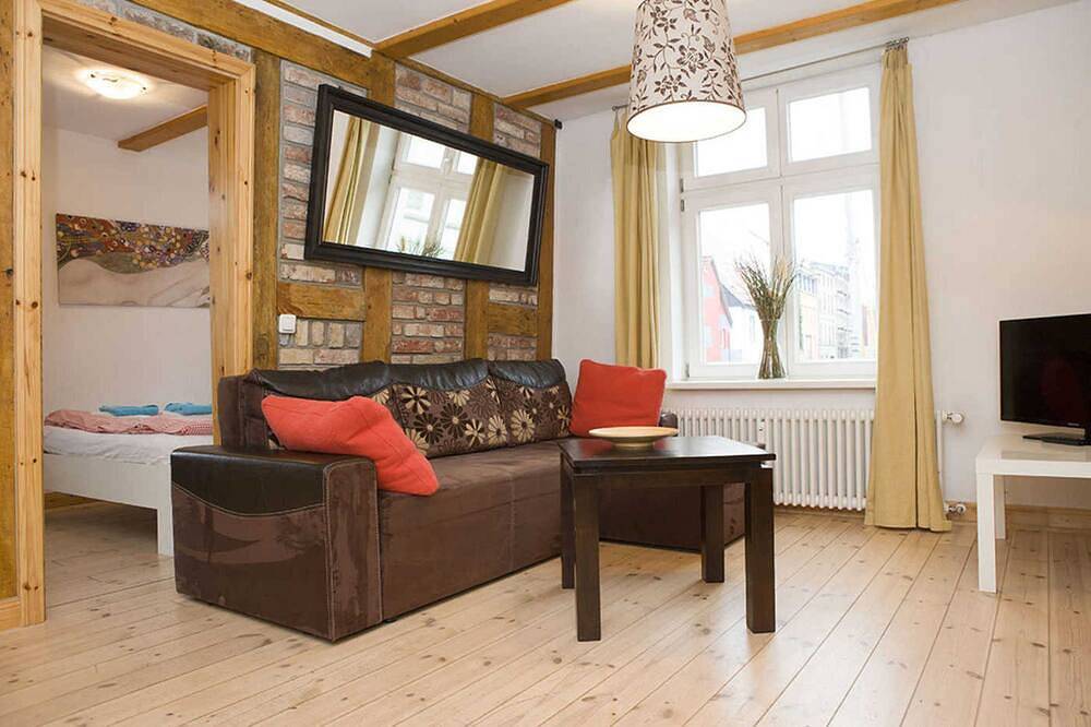 Ganze Wohnung, Westwind, 1. Og Langenstr. 41a - Gohr- Ferienwohnungen in Ozeaneum Stralsund, Stralsund