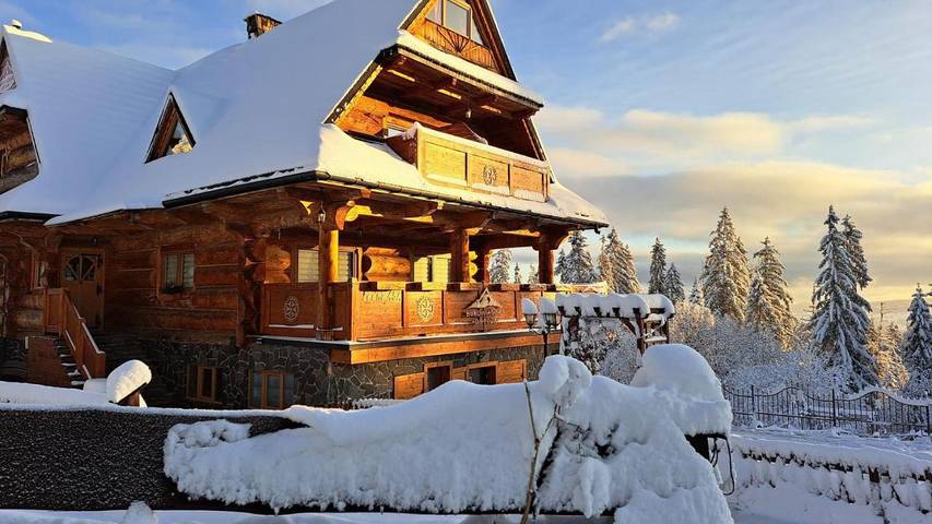 Apartament wakacyjny dla 4 osób, z sauna i taras oraz basen i widok w Bukowina Tatrzańska