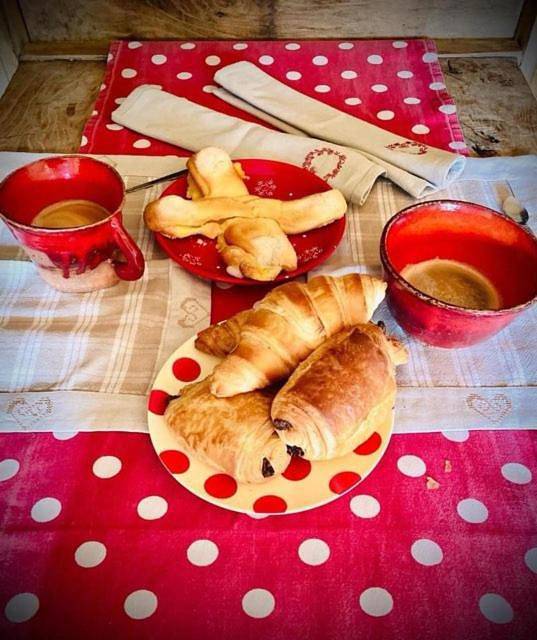 Gîte pour 2 personnes, avec jacuzzi ainsi que jardin et piscine dans Glières-Val-de-Borne - 2