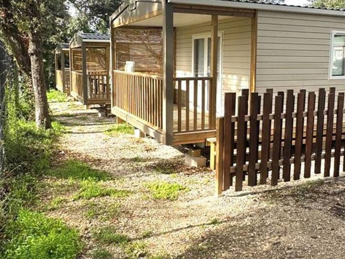 Camping La Montagne - Mobilheim 4 personen - Romarin - 28m² - 2 Schlafzimmer in Sorgues, Vaucluse
