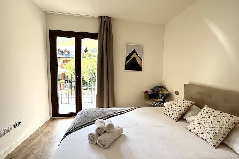 Entire apartment, Espot Cowork & Apartments in Espot (Skiing), Espot