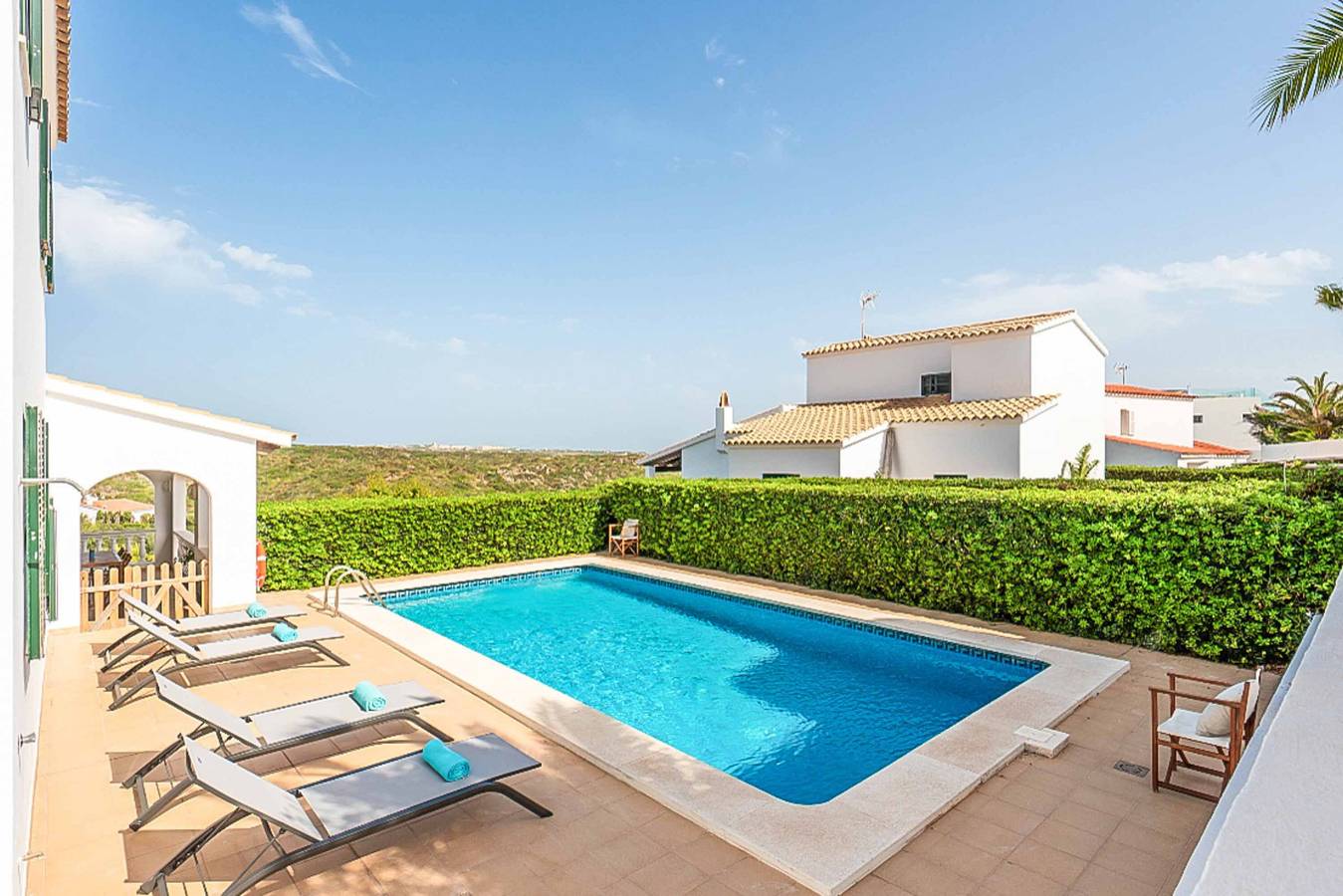 Villa für 6 Personen mit Terrasse in Cala Llonga (Menorca), Maó