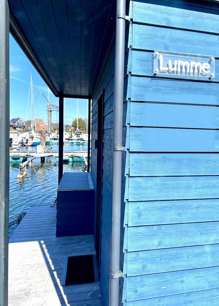 Hausboot für 4 Personen, mit Terrasse und Ausblick in Großenbrode - 3