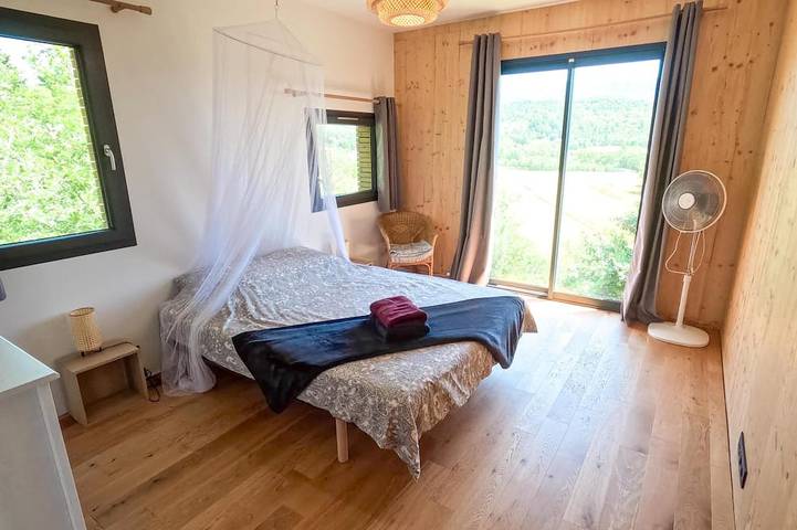 Location de vacances pour 4 personnes, avec balcon et jardin à Pont-de-Barret - 2