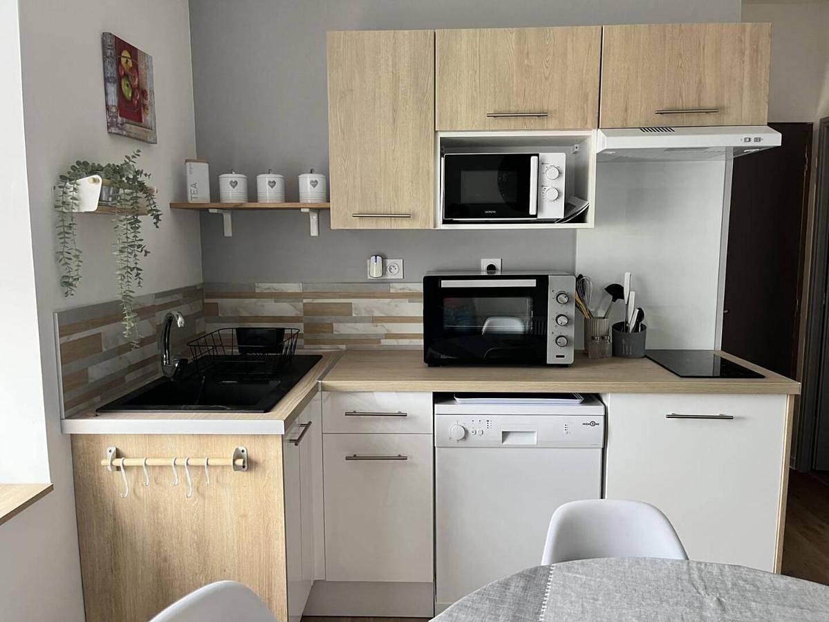 Appartement entier, Gîte 49m2, 2 Chambres, Pro - Famille in Soultz-Haut-Rhin, Parc naturel régional des Ballons des Vosges