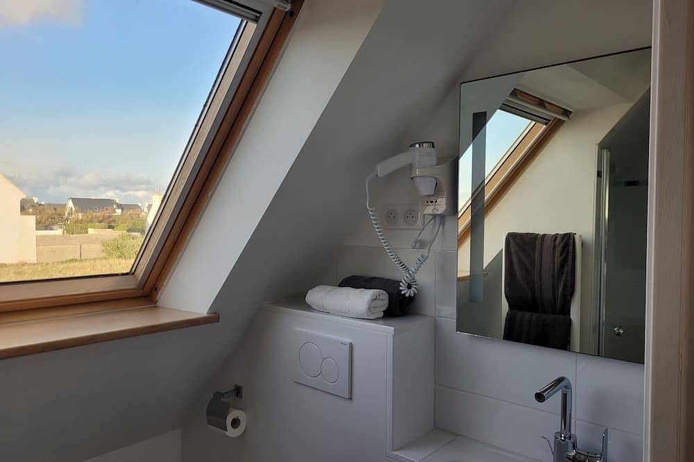 Ganze Wohnung, Tipoz'Immo • Le Cocon cosy surf spot • direct access to the sea • pets welcome in Penhors, Pouldreuzic