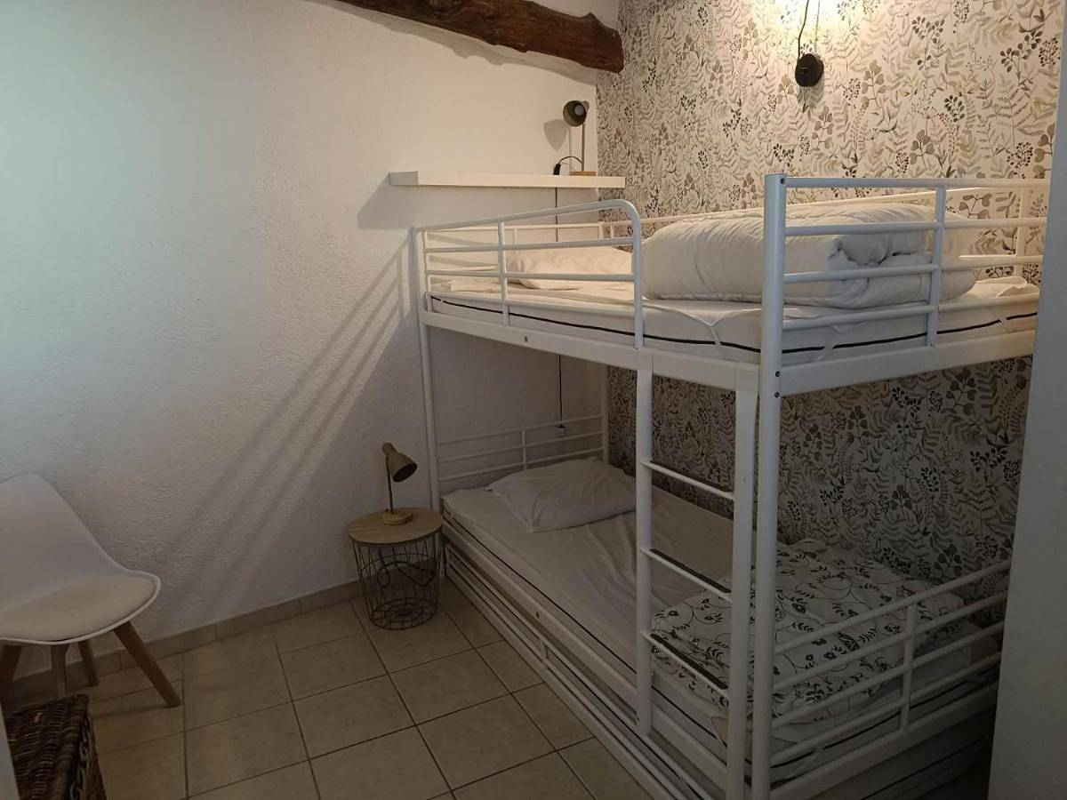 Geheel appartement, L'Alorenlis, duplex vue lac de Sainte Croix in Bauduen, Brignoles region