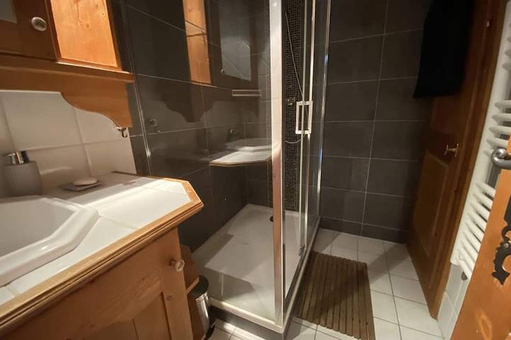 Ganze Wohnung, Appart gemütliches 4/6 Pers in Residenz Hotel 4 *, Tb gelegen, Ruhe, WLAN, Park in Argentière, Chamonix