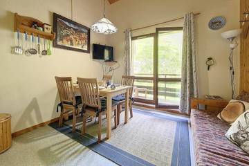 Appartement De Vacances pour 4 Personnes dans Les Menuires, Saint-Martin-de-Belleville, Photo 1