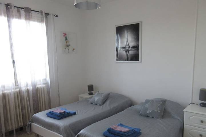 Location de vacances pour 6 personnes, avec terrasse et jardin, animaux acceptés à Aussonne - 3