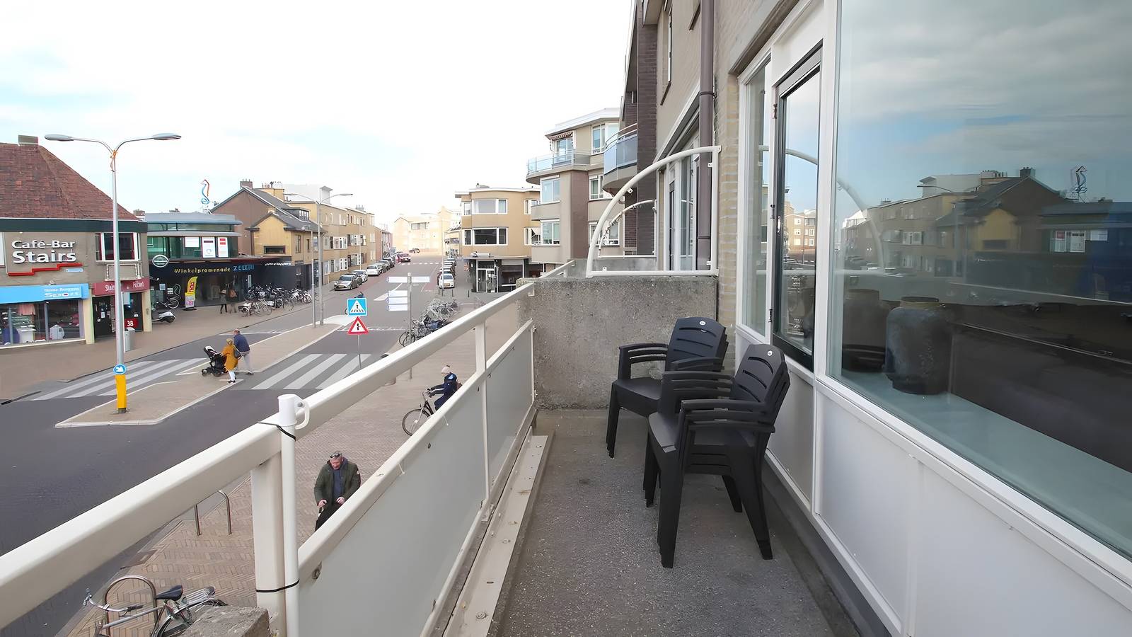 Ganze Wohnung, Ferienwohnung Senny mit Balkon und Wlan in Katwijk aan Zee, Katwijk