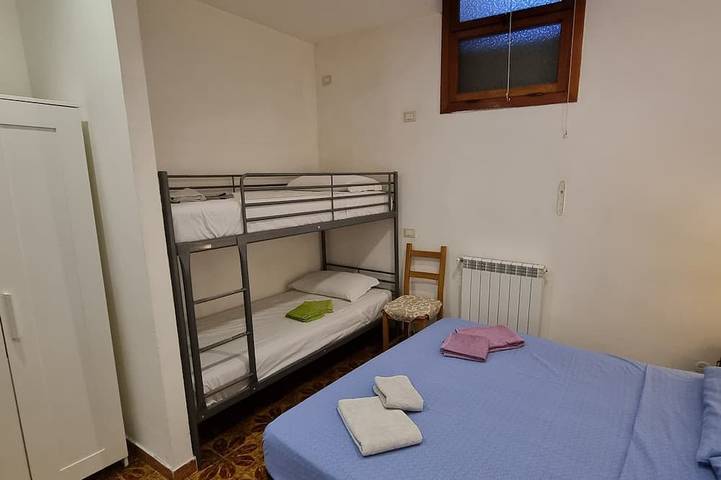 Gîte pour 3 personnes, avec terrasse dans Basilique Saint-Pierre - 4