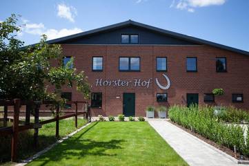 Ferienwohnung für 3 Personen, mit Ausblick und Garten in Krefeld