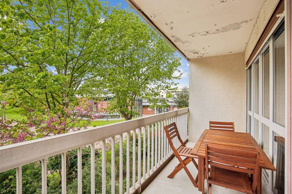 Apartamento entero, Chic apart with balcony and parking in Cergy, Valle del Oise