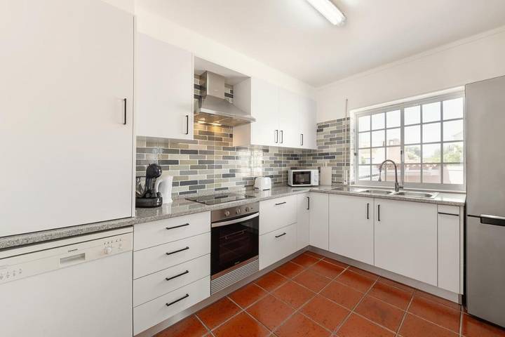 Casa rural para 6 personas, con jardín, Se admiten mascotas en Peniche - 2