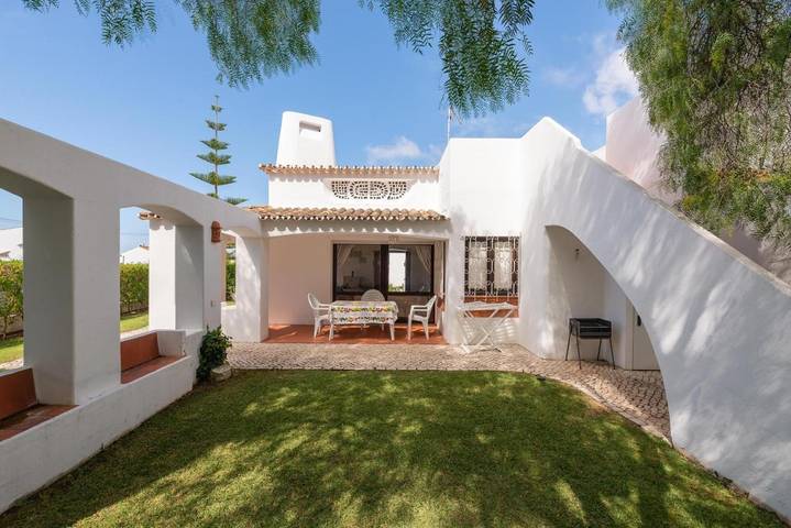 Ferienhaus für 6 Personen, mit Garten und Pool, mit Haustier in Albufeira