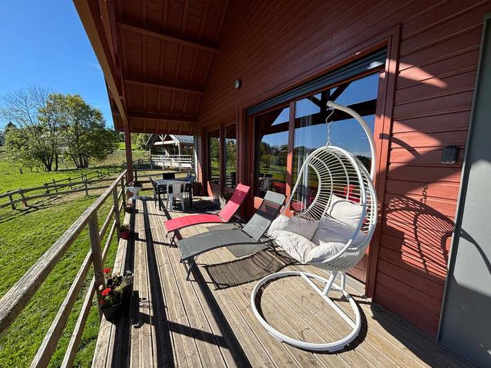 Gîte pour 6 personnes, avec vue et jardin à Montgreleix - 4