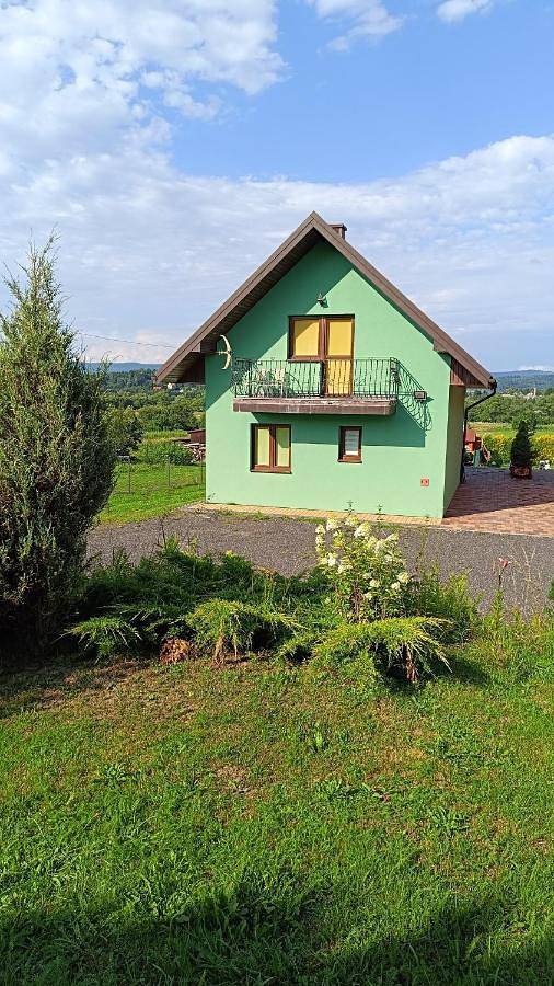 Three-Bedroom Chalet in Huzele, Karpaty (Polska)