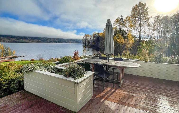 Feriehus for 7 personer med terrasse in Søndre Land 