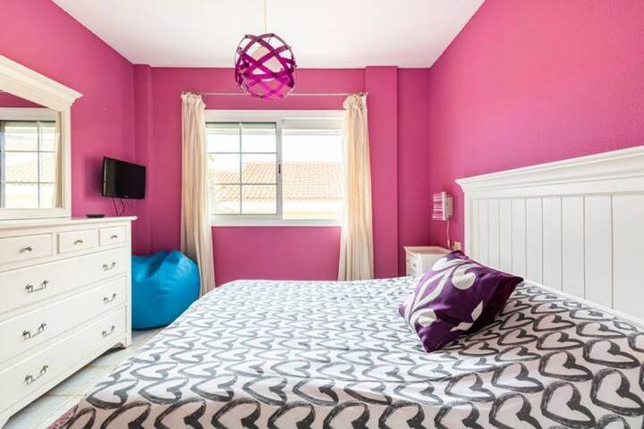 Chambre d’hôte pour 2 personnes, avec terrasse et bassin pour enfant ainsi que piscine et jardin à Arona - 3