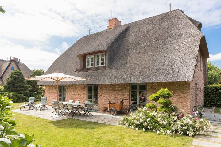 Ferienhaus für 8 Personen, mit Whirlpool und Garten sowie Sauna - 1