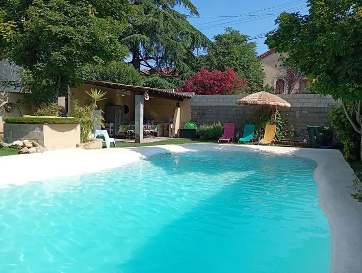Casa de vacaciones para 5 personas, con jardín y piscina - 1