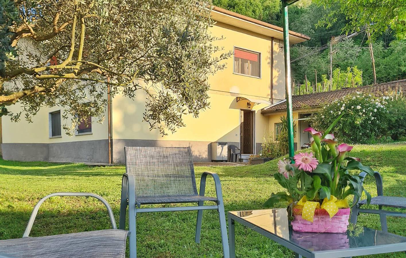 Ganze Ferienwohnung, Charmante Wohnung mit Garten, Parkplatz, Spielzeug - Nähe Fluss & Restaurant! in Borgo a Mozzano, Lucca Provinz
