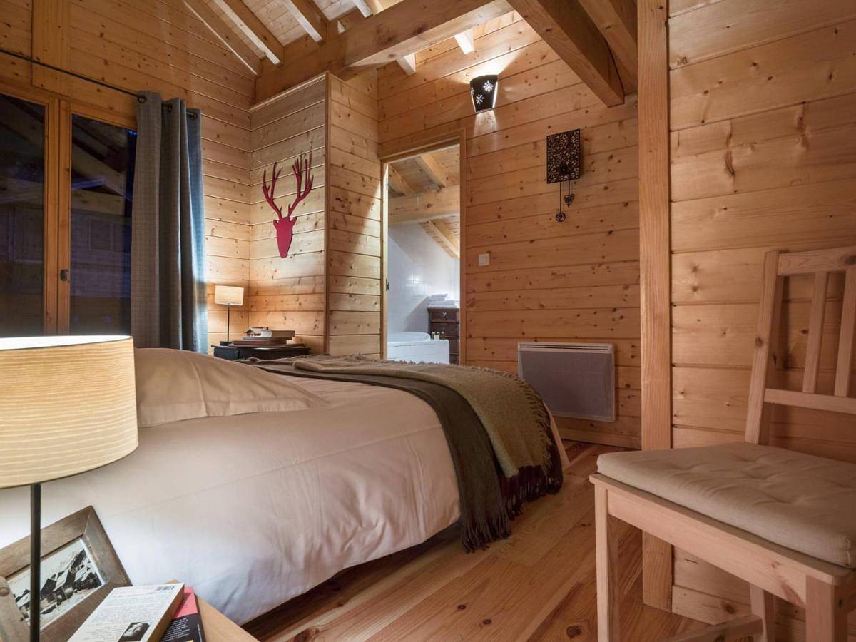 Chalet (10 Adults) in La Tania, La Perrière