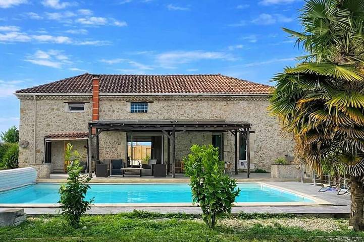 Maison de vacances pour 4 personnes, avec jardin ainsi que terrasse et piscine - 1